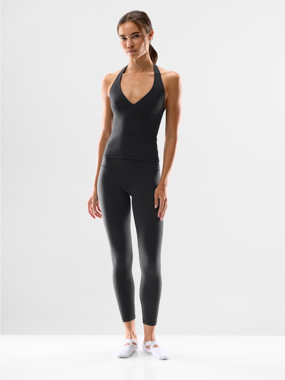NWT - Aritzia Golden BUTTER Riley Halter Top - Medium - Black